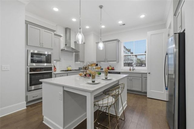 816 S Columbia Drive, Decatur, GA 30030