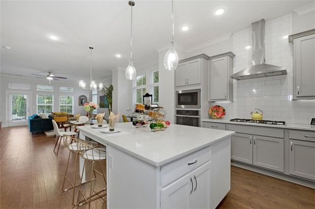 816 S Columbia Drive, Decatur, GA 30030