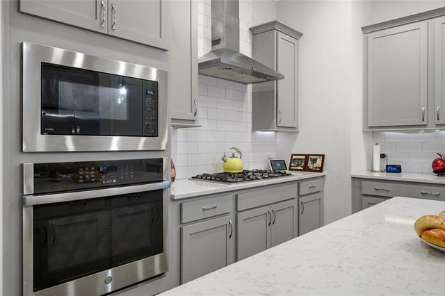 816 S Columbia Drive, Decatur, GA 30030