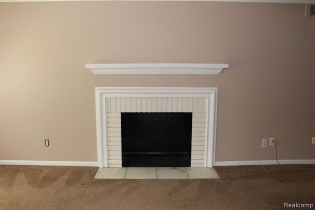 1250 Trailwood Path, Bloomfield Hills, MI 48301