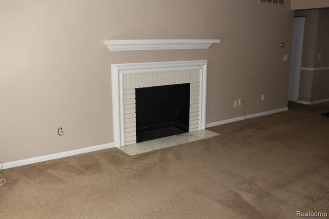 1250 Trailwood Path, Bloomfield Hills, MI 48301