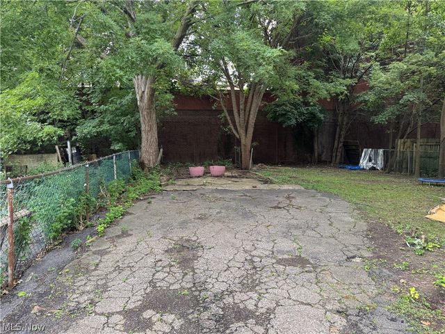 15748 Mandalay Avenue, Cleveland, OH 44110