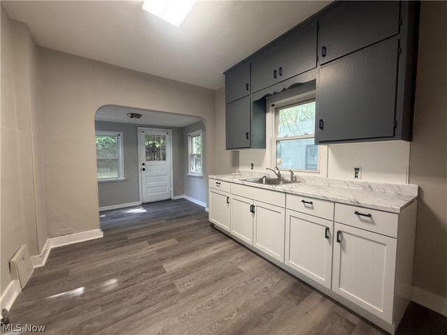 15748 Mandalay Avenue, Cleveland, OH 44110