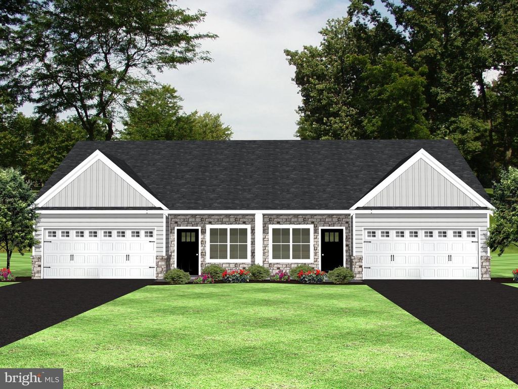 116 HILLARD FIELD, Lancaster, PA 17603