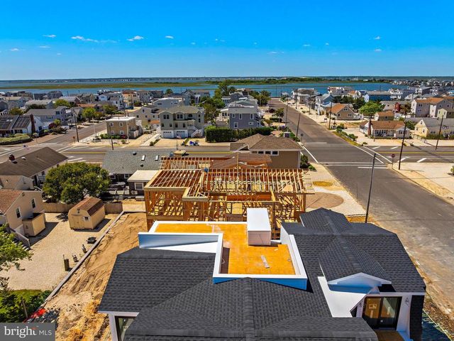 280 W 15TH ST, Ship Bottom, NJ 08008