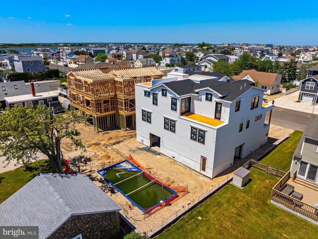 280 W 15TH ST, Ship Bottom, NJ 08008