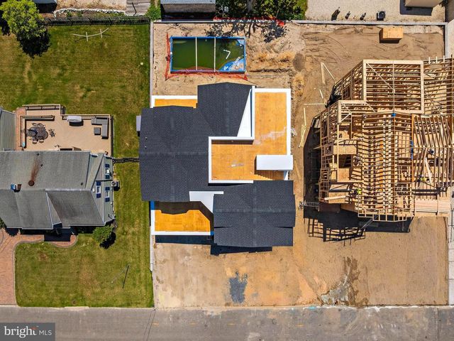 280 W 15TH ST, Ship Bottom, NJ 08008