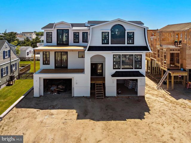 280 W 15TH ST, Ship Bottom, NJ 08008