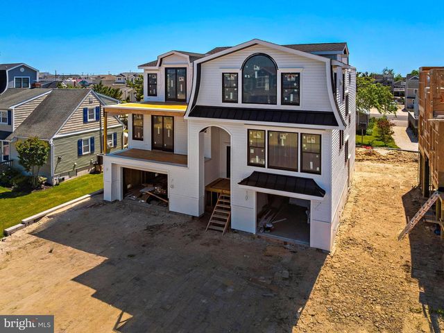 280 W 15TH ST, Ship Bottom, NJ 08008