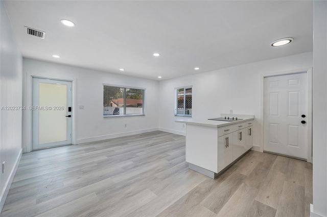 2641 SW 29th Ct 2641, Miami, FL 33133