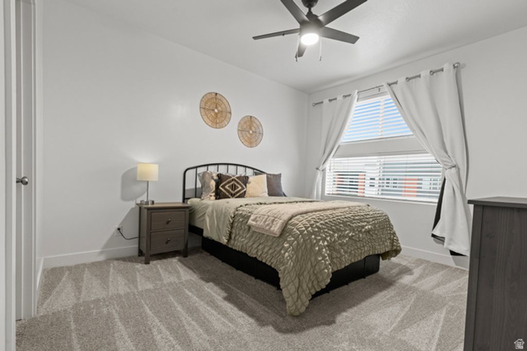 Image 13 of property listing at 875 S DEPOT ST #B355, Clearfield, UT 84015
