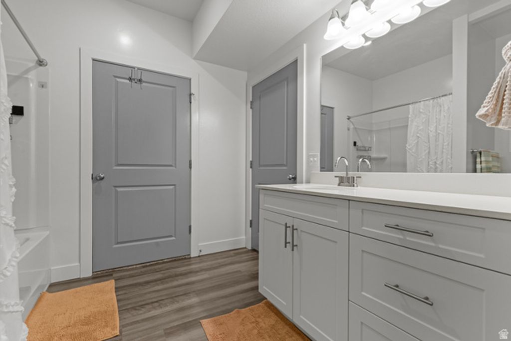 Image 17 of property listing at 875 S DEPOT ST #B355, Clearfield, UT 84015