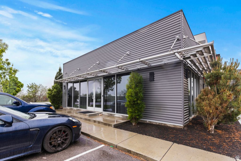 Image 22 of property listing at 875 S DEPOT ST #B355, Clearfield, UT 84015