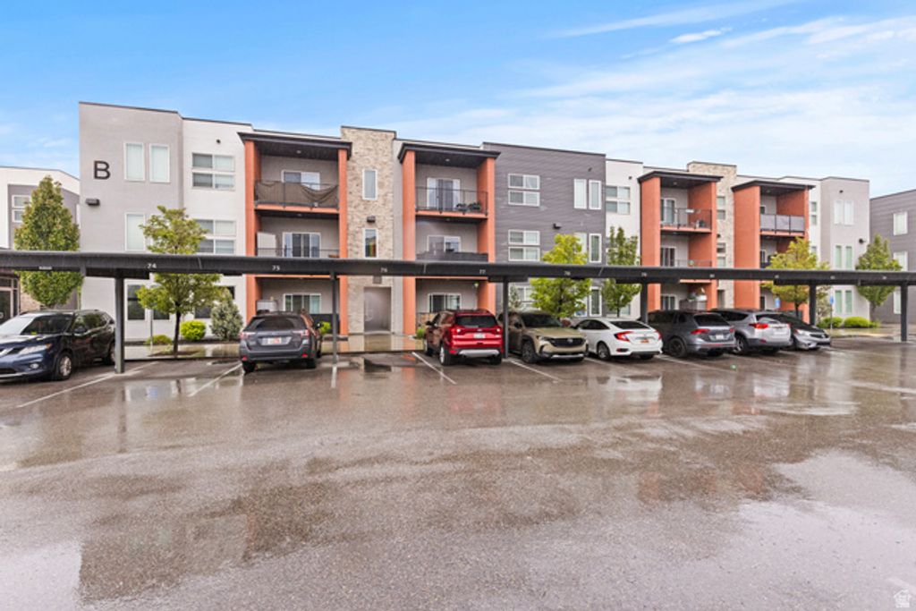 Image 24 of property listing at 875 S DEPOT ST #B355, Clearfield, UT 84015