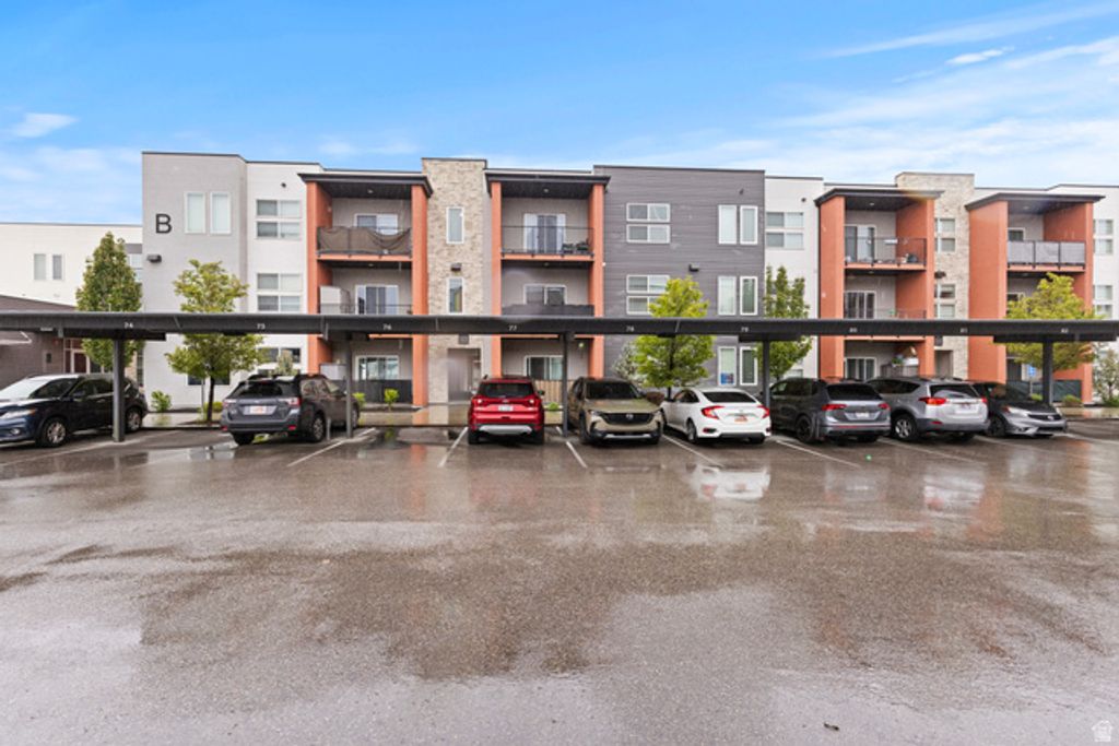 Image 26 of property listing at 875 S DEPOT ST #B355, Clearfield, UT 84015