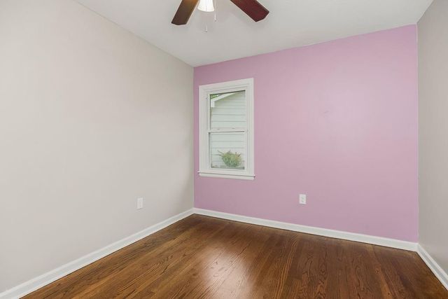 605 NW Lakeview Road, Blue Springs, MO 64014