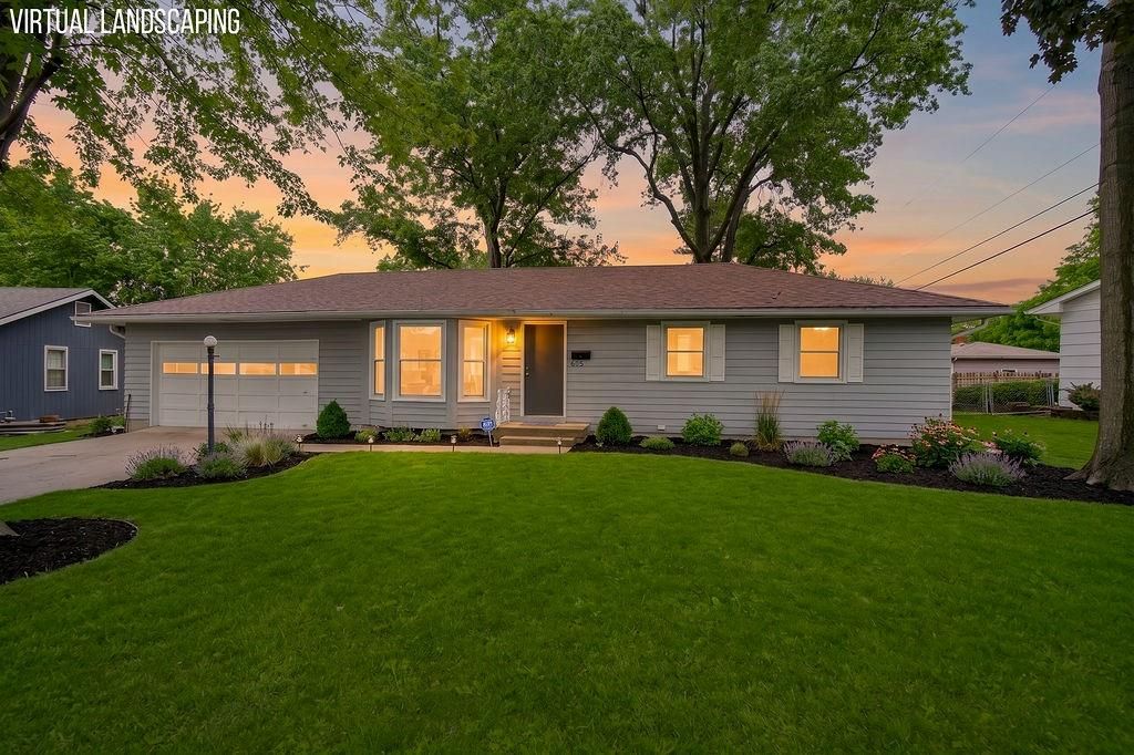 605 NW Lakeview Road, Blue Springs, MO 64014