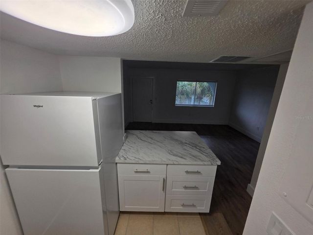 139 OYSTER BAY CIRCLE 300, Altamonte Springs, FL 32701