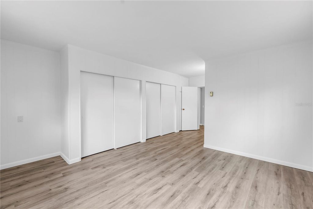 Image 31 of property listing at 6623 16TH STREET N, St Petersburg, FL 33704