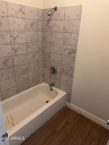 6815 W Carol Avenue, Peoria, AZ 85345