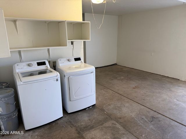 6815 W Carol Avenue, Peoria, AZ 85345