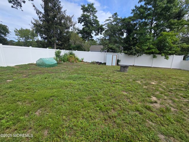 182 Baywood Boulevard, Brick, NJ 08723