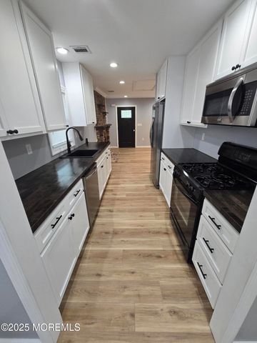 182 Baywood Boulevard, Brick, NJ 08723