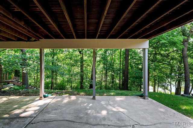 2344 Camberwell Drive, Des Peres, MO 63131