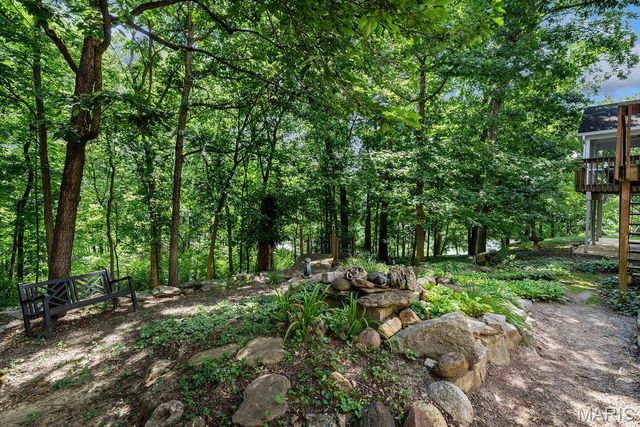 2344 Camberwell Drive, Des Peres, MO 63131