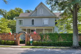 120 Chesterfield Street S, Aiken, SC 29801