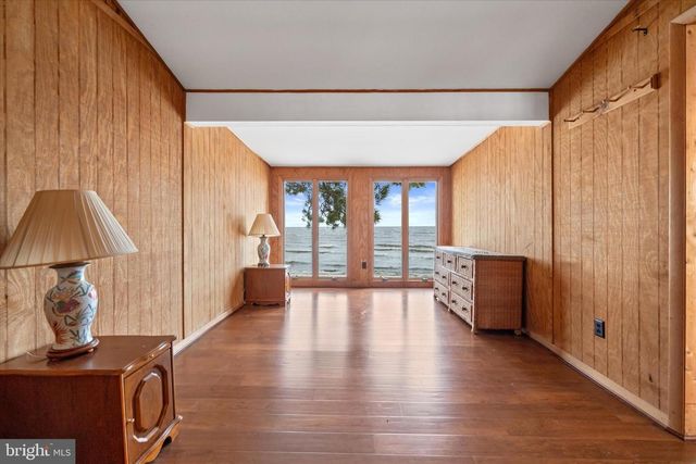 201 S SANDPIPER DR, Dover, DE 19901