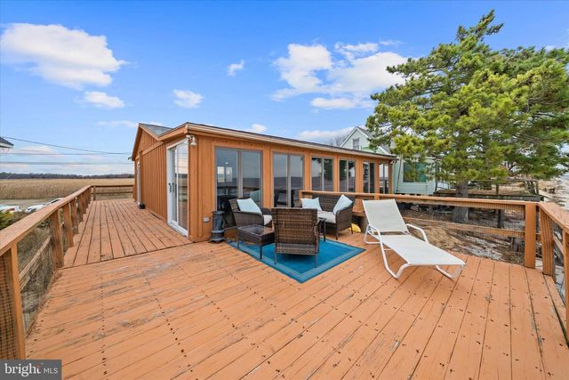 201 S SANDPIPER DR, Dover, DE 19901