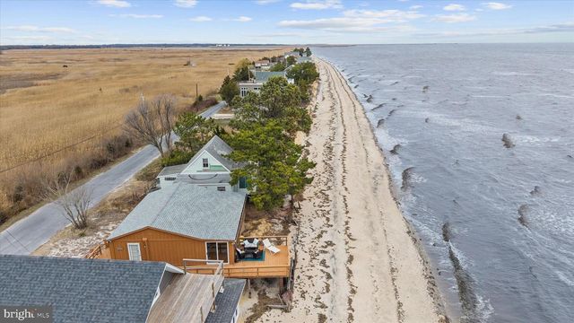 201 S SANDPIPER DR, Dover, DE 19901