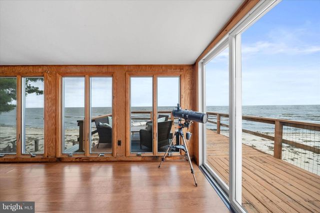 201 S SANDPIPER DR, Dover, DE 19901