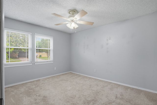 5909 Mission Ridge Drive, Arlington, TX 76016