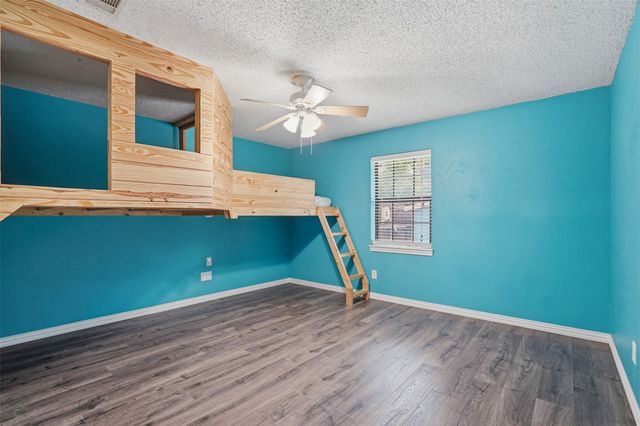 5909 Mission Ridge Drive, Arlington, TX 76016