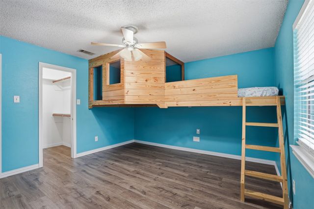 5909 Mission Ridge Drive, Arlington, TX 76016