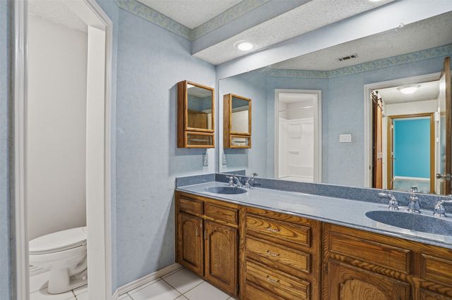 5909 Mission Ridge Drive, Arlington, TX 76016