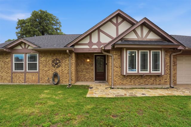 5909 Mission Ridge Drive, Arlington, TX 76016