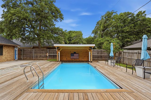 5909 Mission Ridge Drive, Arlington, TX 76016
