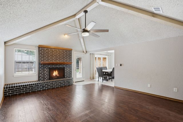 5909 Mission Ridge Drive, Arlington, TX 76016