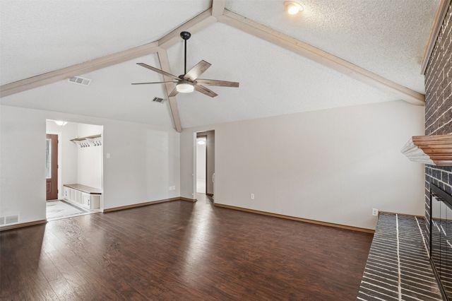 5909 Mission Ridge Drive, Arlington, TX 76016
