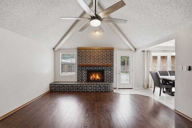 5909 Mission Ridge Drive, Arlington, TX 76016
