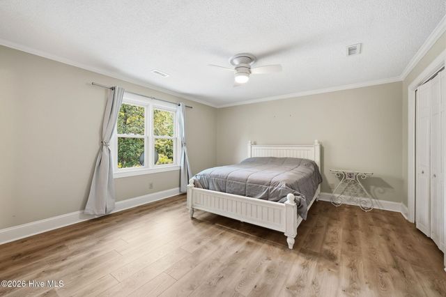 300 King George Road, Greenville, NC 27858