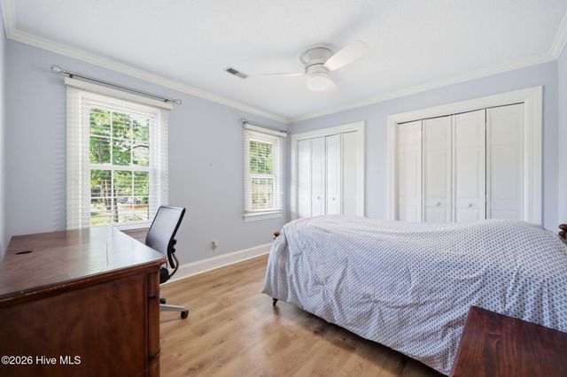 300 King George Road, Greenville, NC 27858