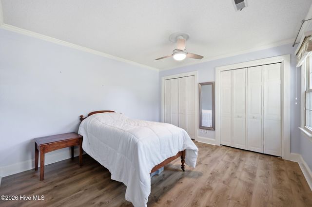 300 King George Road, Greenville, NC 27858