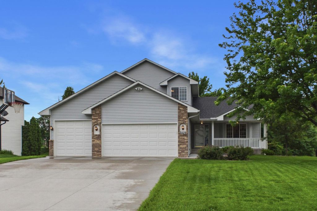 3529 Rose Court N, Brooklyn Park, MN 55443