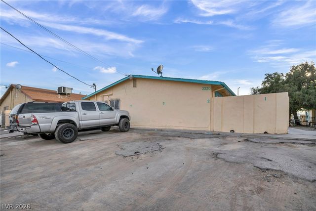 2220 North Lamb Boulevard, Las Vegas, NV 89115