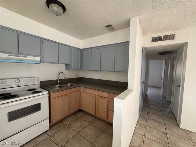 2220 North Lamb Boulevard, Las Vegas, NV 89115