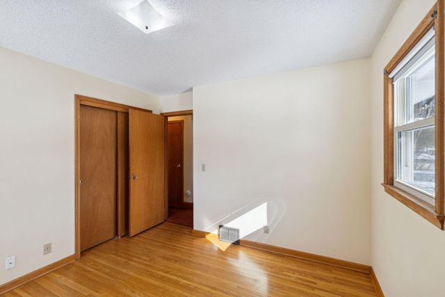 3925 Victoria Street, Minnetonka, MN 55345